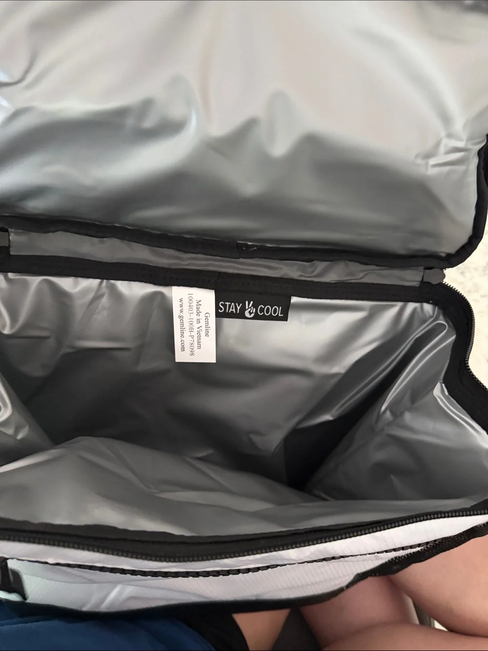 Igloo Maddox Backpack Cooler (White) (NWT)